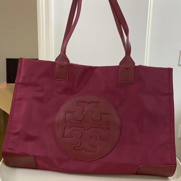 tory burch Handbags - 🍷Tory Burch Ella Logo Tote Bag Burgundy